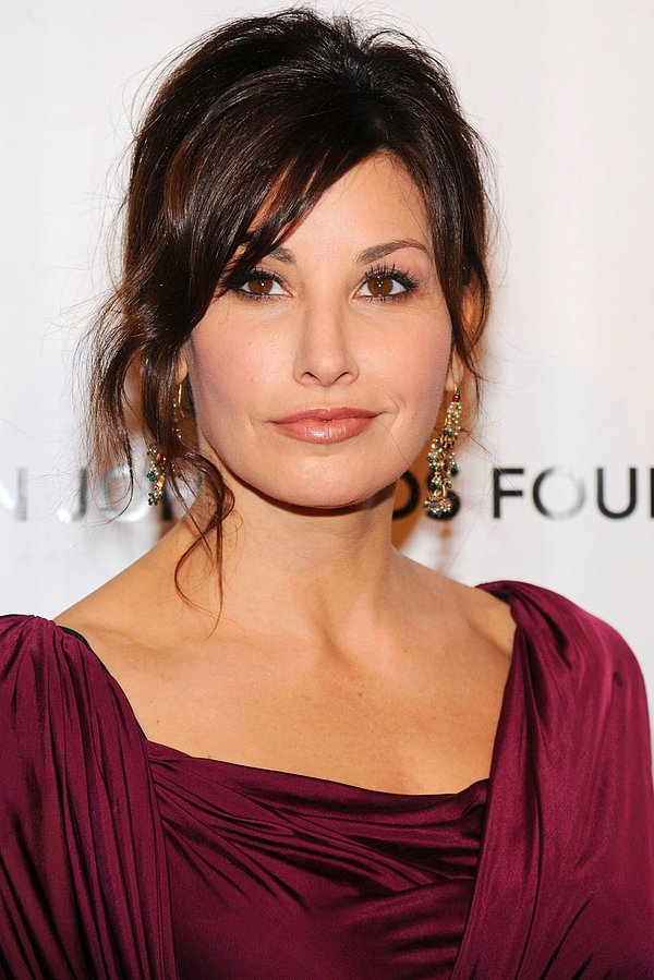 9. Brooklyn Nine-Nine ve Riverdale'den tanıdığımız Gina Gershon da 10 Haziran'da 60 yaşına girecek.