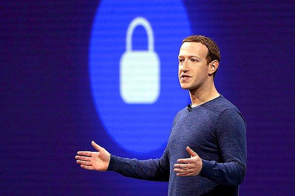 11. Bir süre önce çatı şirketinin adını Meta olarak değiştiren Facebook'un CEO'su Mark Zuckerberg, çalışanlarına bundan böyle 'metamate' diye hitap etme kararı aldı. Öte yandan Facebook, News Feed olan ana sayfasının adını Feed olarak değiştirme kararı aldı.