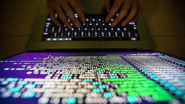Crowdstrike'ın hazırladığı küresel tehdit raporunda siber saldırıların dünya çapında çok fazla arttığı söz edilmekte. Özellikle Türkiye ve Kolombiya, siber saldırılarda yeni baş göstermesine rağmen oldukça yükselişte olan iki ülke.