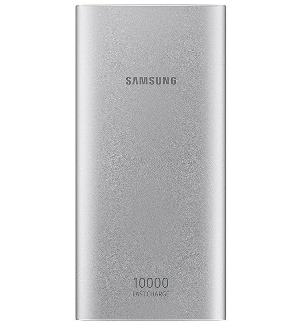 2. Samsung powerbank biraz büyük ama hızlı şarj ediyor.