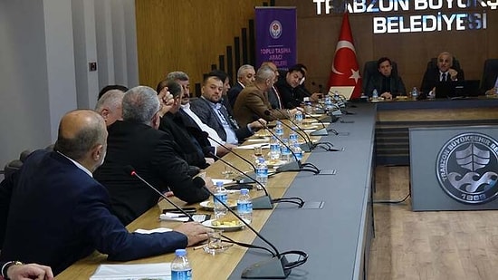 Türkiye'den İnsan Manzaraları... ‘Öfke Kontrolü Eğitimi’ Protokolü Töreninde Kavga Çıktı