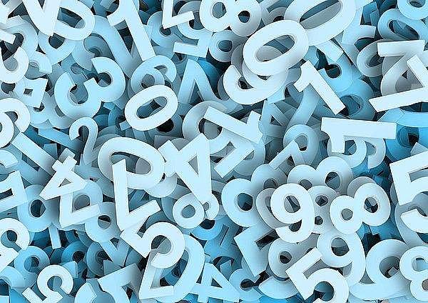 En basit tabiriyle palindrom, tersten okunuşu da aynı olan cümle, sayı ya da sözcüklere verilen bir isim.
