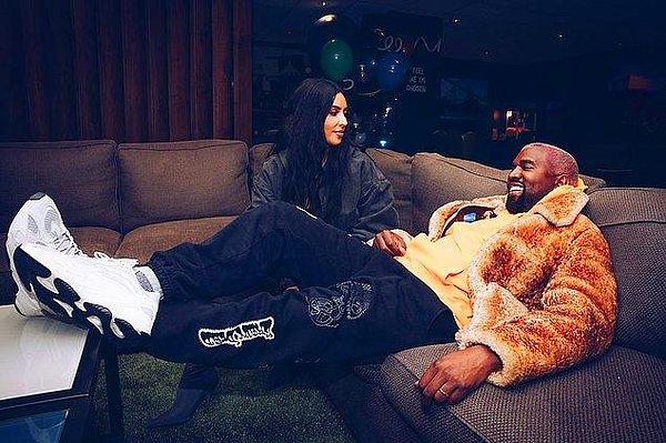 Biliyorsunuz ki Kim Kardashian ve Kanye West geçtiğimiz sene boşanma kararı aldılar.