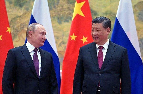 20.00 | Rusya'ya yönelik yaptırım açıklayan ülkeler arasında Çin de katıldı.