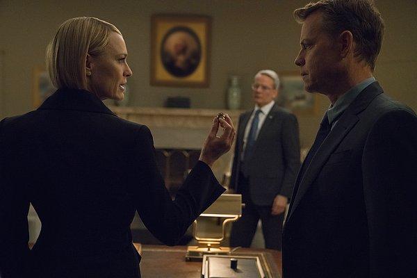 3. House Of Cards (2013)