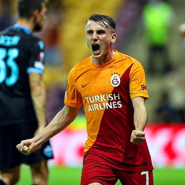 Yıldız futbolcu şu ana kadar 9 gol ve 9 asistlik bir performans sergiledi bu sezon.