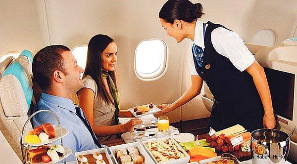 10. Uçuşlarda tat alma duyusu yüzde 30 ila yüzde 60 oranında azalıyor.