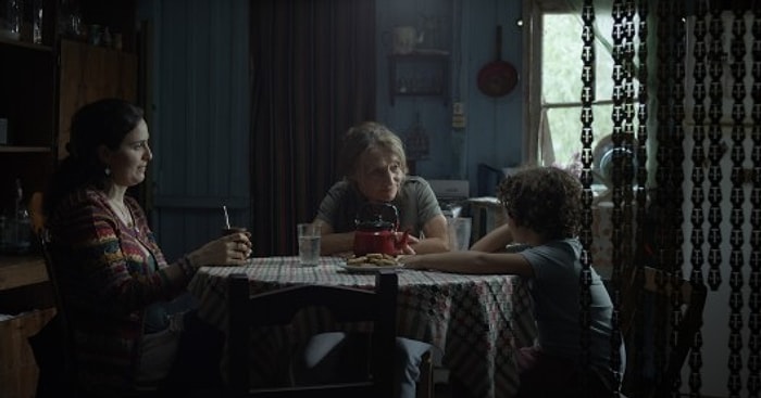 2014 Argentinian Film ‘Refugiado’ Showcases Domestic Violence: Streaming On Netflix This March