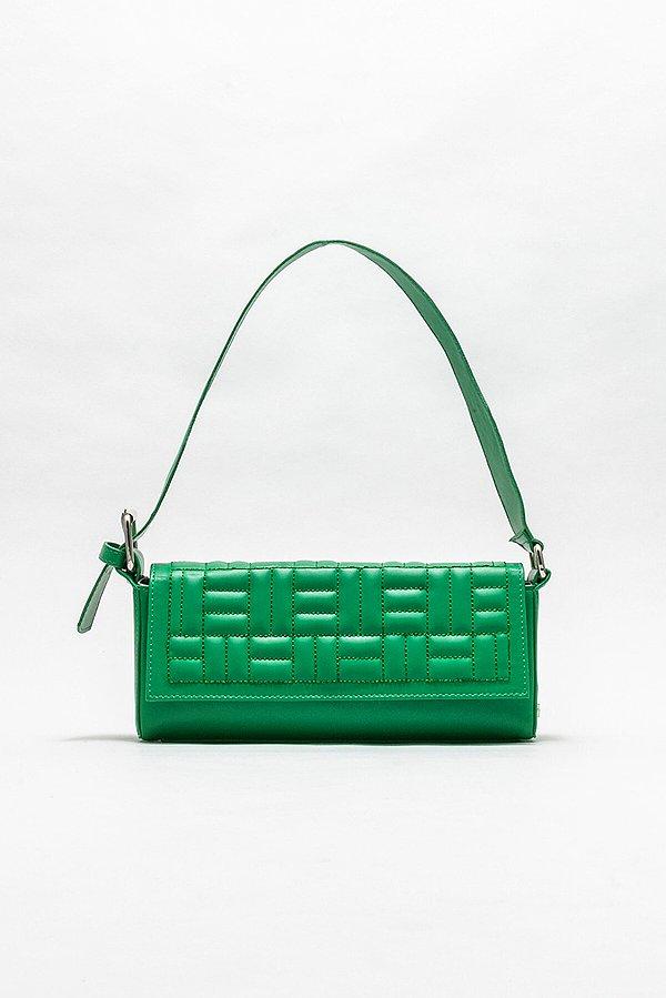 3. Yeşil renk çanta modelleri bu sezon da çok moda!