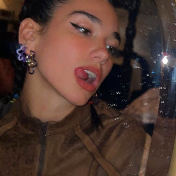 1. Dua Lipa