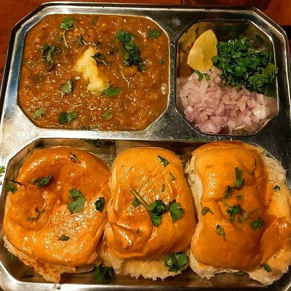 1. Hindistan - Üç çeşit yemek