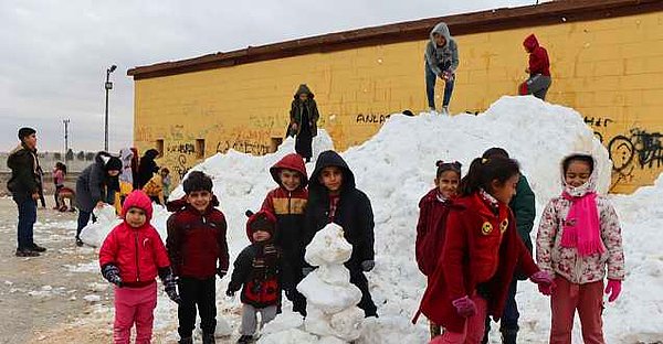 11 Mart Cuma Günü Diyarbakır'da Okullar Tatil mi?