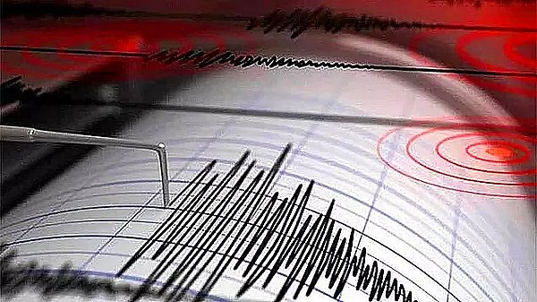 Araştırma kapsamında, özellikle Los Angeles bölgesinde yüksek doğruluk sunan bir tahmin modeli geliştirmek amacıyla çeşitli makine öğrenimi algoritmaları denendi.