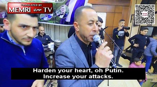 9. Filistin'de bir düğünde ise Rusya Devlet Başkanı Putin'e destek geldi. Filistinliler Putin'e şarkı yazarak desteklerini açık açık belirtti. Şarkıda '' Güçlü Putin, gözünü karart ve saldırılarını daha da arttır. Sürgün ettiğin Ukraynalı kadınlarla biz evlenelim.'' ifadeleri yer aldı.