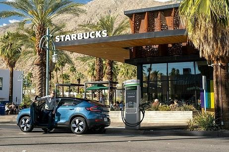 Biz Zam, Enflasyon Derken... Volvo'yla İş Birliği Yapan Starbucks Kahve İçerken Araçların Şarjını Dolduracak!