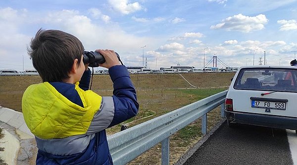 'Geçici olarak trafiğe kapalıdır'