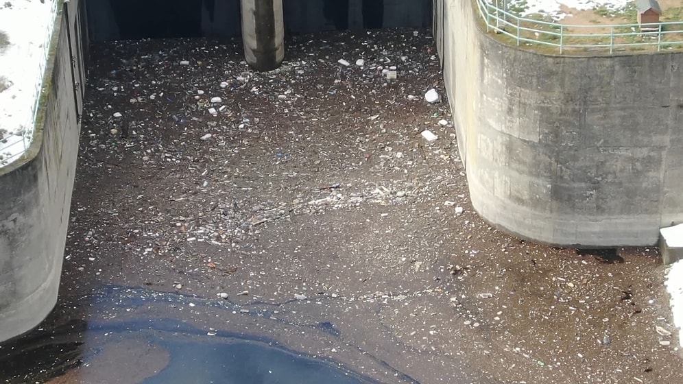 Su Seviyesinin Yükseldiği Alibeyköy Barajı Piknikçilerin Çöpüyle Doldu