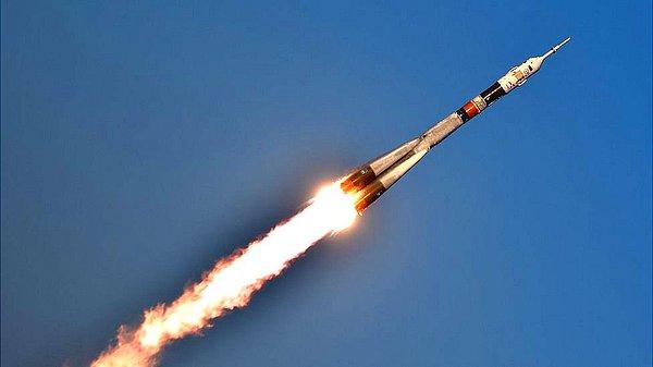 Rusya, Avangard füze alayı olarak bilinen hipersonik füzeyi 27 Aralık 2019'da envanterine aldı.