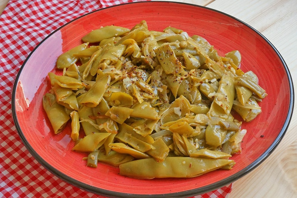 Turşu Kavurması Nasıl Yapılır? İşte Fasulye Turşu Kavurması Tarifi…