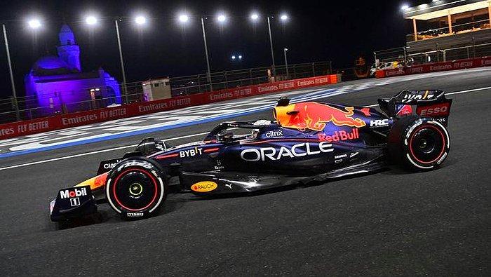 Formula 1'de Sezonun 2. Yarışının Galibi Max Verstappen Oldu