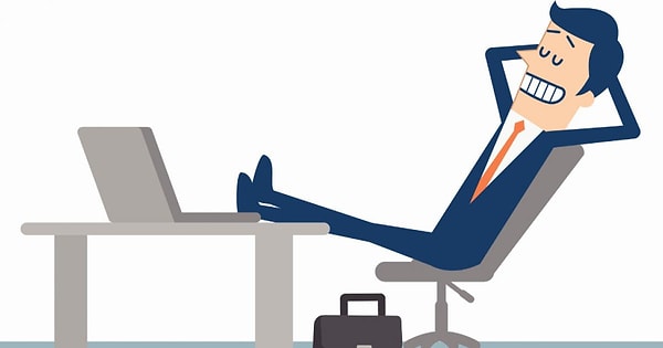 "Bırakınız yapsınlar, bırakınız geçsinler", klasik iktisadi görüşün temelini atan hangi ünlü ekonomistin felsefesini özetler?