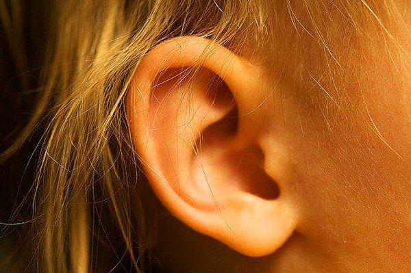 7. "Kulaklarımı hareket ettirebiliyorum."
