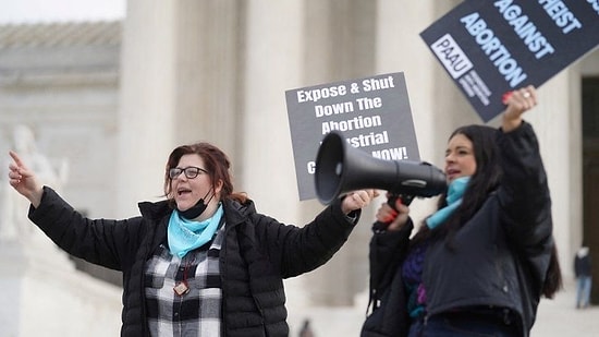 Kürtaj Karşıtı Aktivistin Evindeki Dondurucuda 5 Fetüs Bulundu