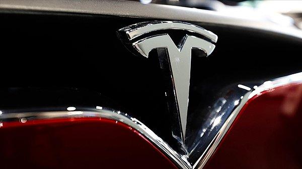 2022'nin ilk çeyreğine ilişkin sonuçlarını açıklayan Tesla, bu dönemde 310 bin 48 araç teslimatı yaptı. Sonuçlar, beklentileri aştı.