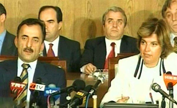 Çiller başbakanlığındaki hükümet, 5 Nisan 1994 tarihinde bir ekonomik önlem paketi açıkladı.