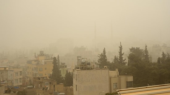 42 İl İçin Sarı ve Turuncu Uyarı: Suriye Kaynaklı Toz Taşınımı Bekleniyor