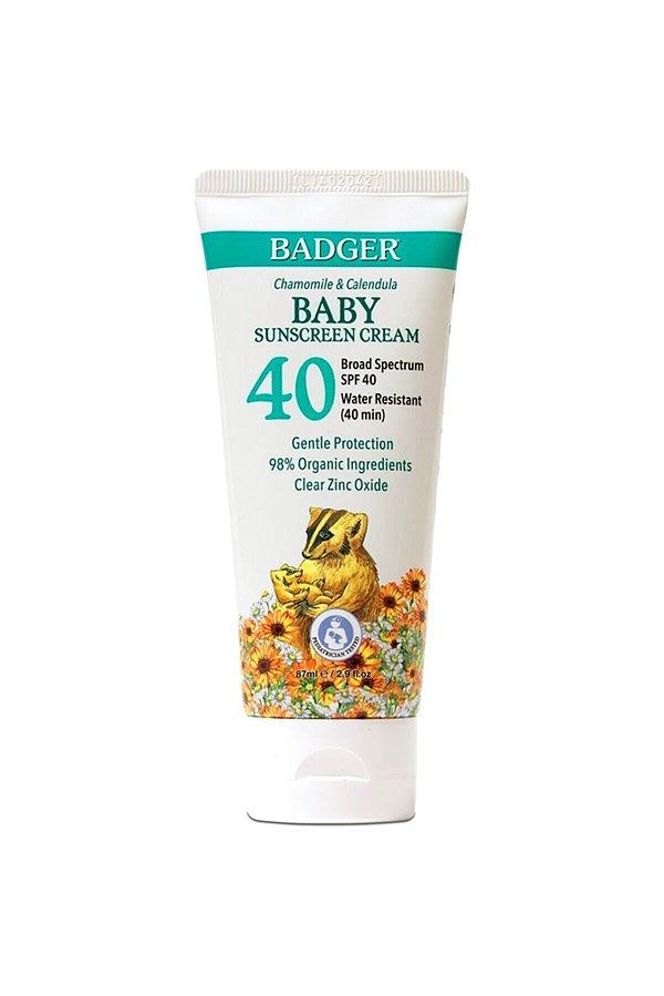 10. Temiz içerik konusunda başarılı markalardan biri olan Badger, spf 40 korumalı güneş kremini, kendinize de bebeğinize de kullanabilirsiniz.