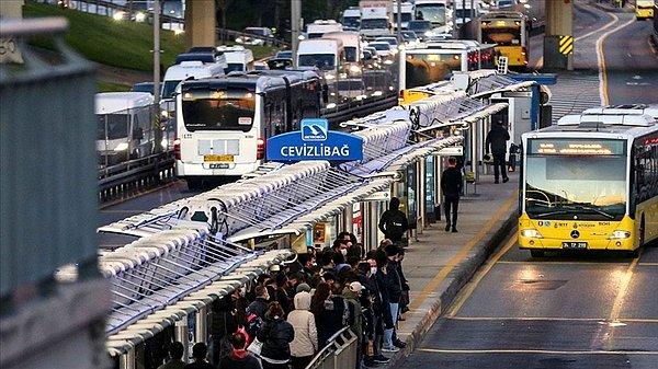 24 Kasım Öğretmenler Günü'nde İstanbul'da İBB'ye ait tüm toplu taşıma araçları öğretmenler için ücretsiz olacak.