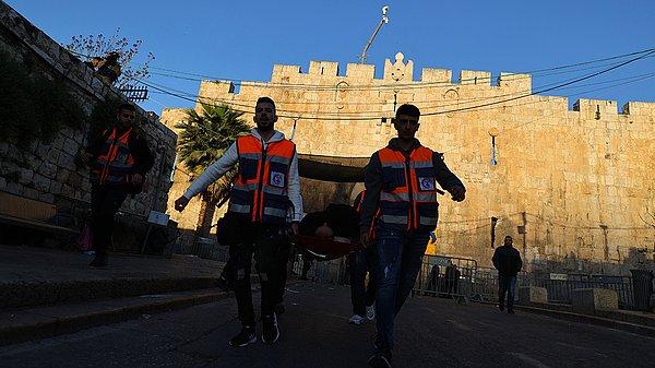 En az 152 Filistinli yaralandı
