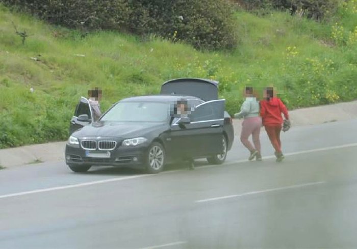 Araçları Durdurup Soyan Çete Polise Yakalanmamak İçin Kendilerine Dil Oluşturmuş