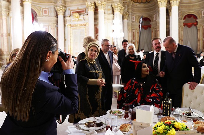 Erdoğan Sanatçılarla Buluştu: O Yemekte Kimler Vardı?