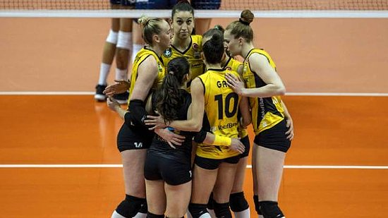 Kupa Voley'de Şampiyon Vakıfbank!