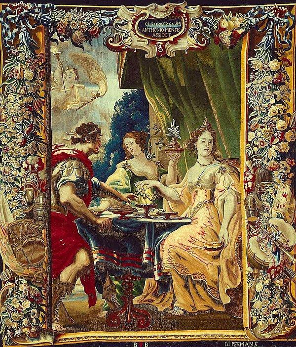8. Kleopatra ve Mark Antony'nin bir içki kulübü vardı.