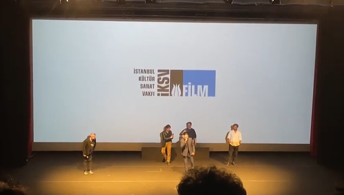 Gaspar Noe'yu Konuşurken Kaçırdığımız Olaya Bak: Çetin Çetinkaya, İKSV'de 'Sie Liegt In Meinen Armen' Söylemiş