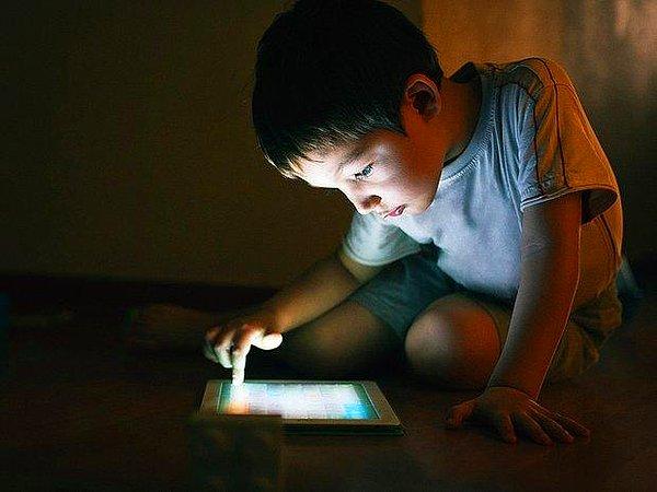 Rapora göre 6 - 15 yaş aralığındaki çocukların yüzde 94.7’si hemen hemen her gün veya haftada en az bir defa olmak üzere düzenli olarak bilgisayar oyunu oynuyor.