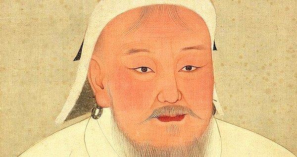 4. Cengiz Han köleliği yasaklayıp, din özgürlüğüne izin veren ilk hükümdarlardan biri.