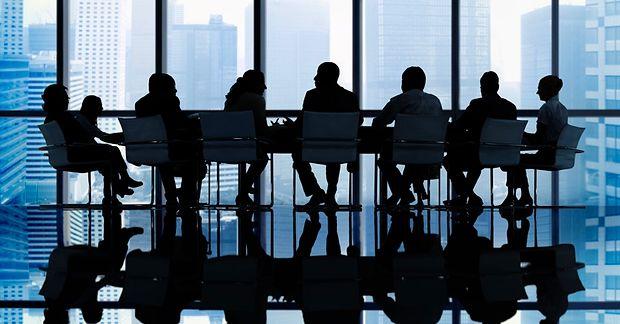 CEO, CFO, COO… En Tepede Onlar Var: Şirketlerde Yönetici Olarak Görev Alan 12 Pozisyon ve Anlamları