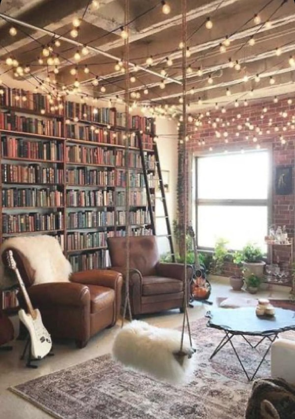 17. Salıncak dediğin hep dışarda olacak değil ya...