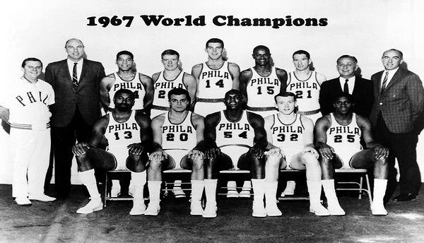 Canavar Wild Chamberlain'li 1966-67 Philadelphia 76ers
