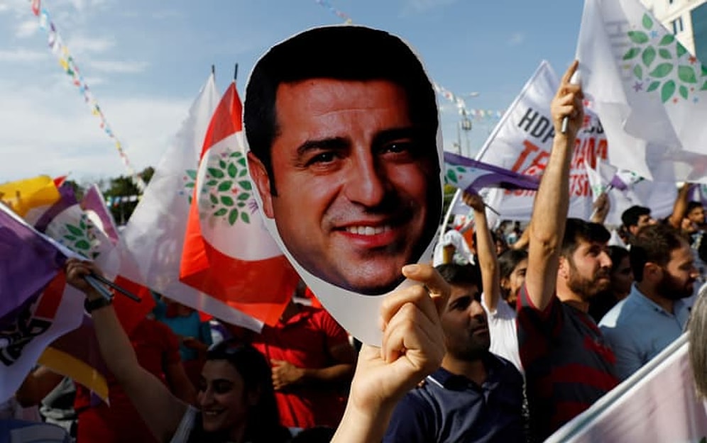 Demirtaş Cumhurbaşkanı Adayı Olabilir mi?