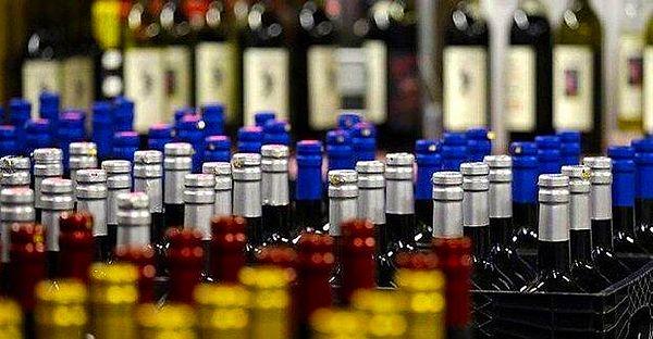Türkiye’deki kayıtlı alkollü içki tüketimi yerinde sayarken, kaçak ve merdiven altı üretim zirveye çıkıtı