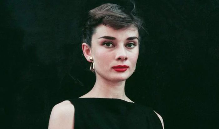 Audrey Hepburn Kimdir? Asil Oyuncu Audrey Hepburn Nereli? Audrey Hepburn Neden, Ne Zaman Öldü?