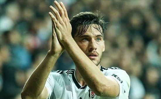 Ünlü Futbolcu Umut Nayir Kimdir, Nereli? Umut Nayir Kaç Yaşında, Hangi Takımlarda Oynadı?