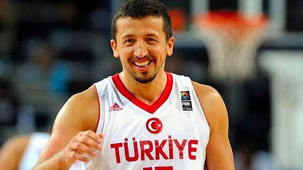 Hidayet Türkoğlu Kimdir? Türk Basketbol Federasyonu Başkanı Hidayet Türkoğlu Nereli, Kaç Yaşında, Evli mi?