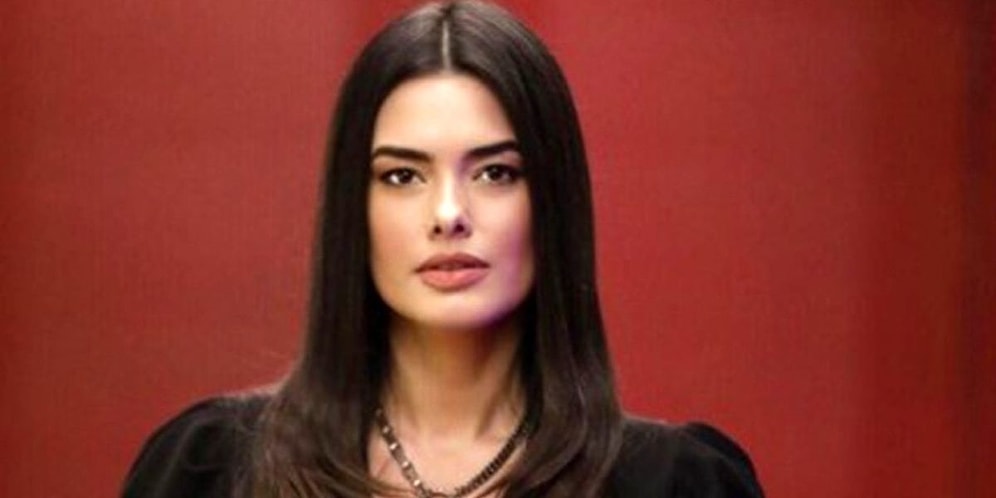 Saadet Özsırkıntı Kimdir? O Ses Türkiye Sunucusu Saadet Öz Sırkıntı Kaç Yaşında? Aslen Nereli?