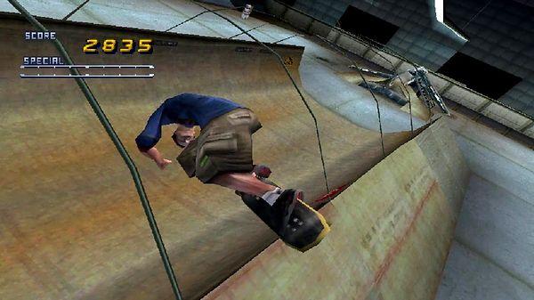 12. Tony Hawk's Pro Skater 2 seride oynanabilir bir Marvel karakteri barındıran ilk oyundu.